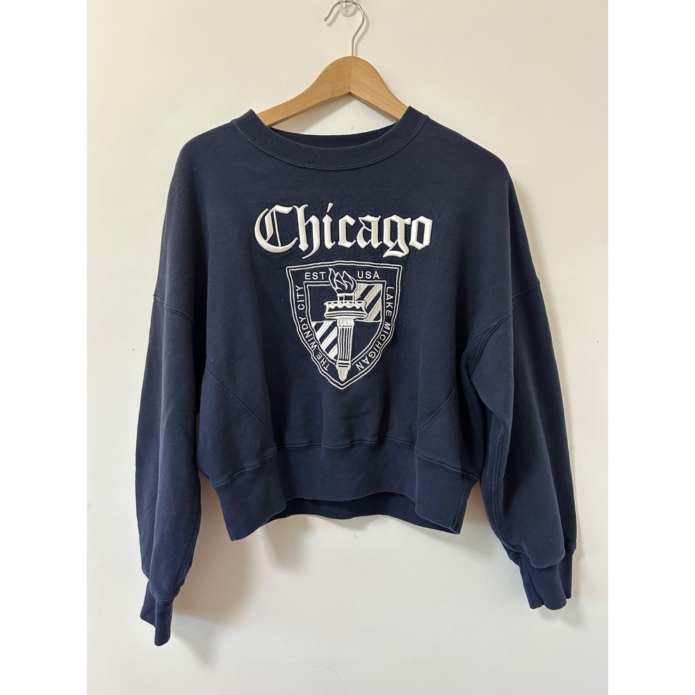 Abercrombie‎ & Fitch Chicago Embroidered Cropped Sweatshirt Navy Blue Small